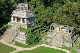 LA CHUTE DES ROIS MAYAS